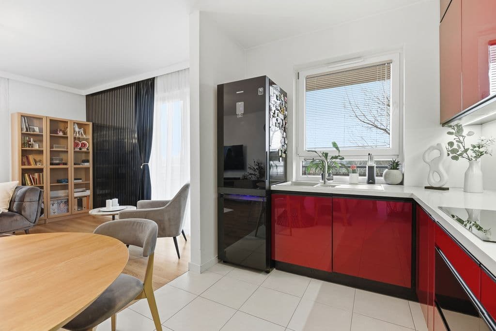 Jasne mieszkanie 2-pokojowe z balkonem i garażem – 6