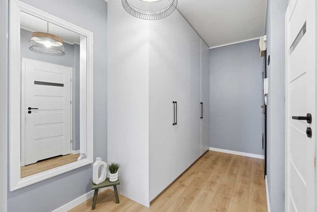 Jasne mieszkanie 2-pokojowe z balkonem i garażem – 16