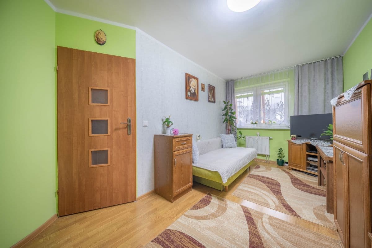 Przestronne, dwupoziomowe mieszkanie z balkonem w Piasecznie – 11