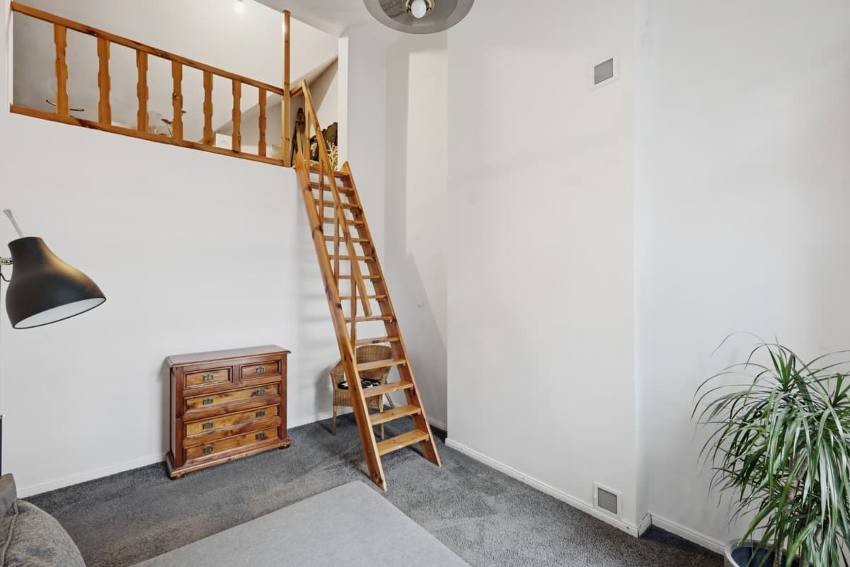 Przestronna połowa bliźniaka w cichej Wesołej – 18