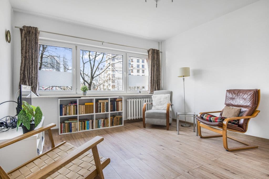 Jasne 3 pokoje w Włochach, świetna lokalizacja – 1