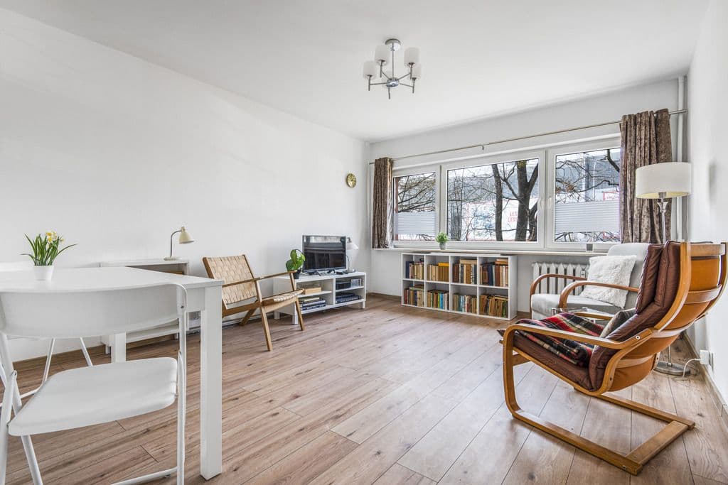 Jasne 3 pokoje w Włochach, świetna lokalizacja – 3