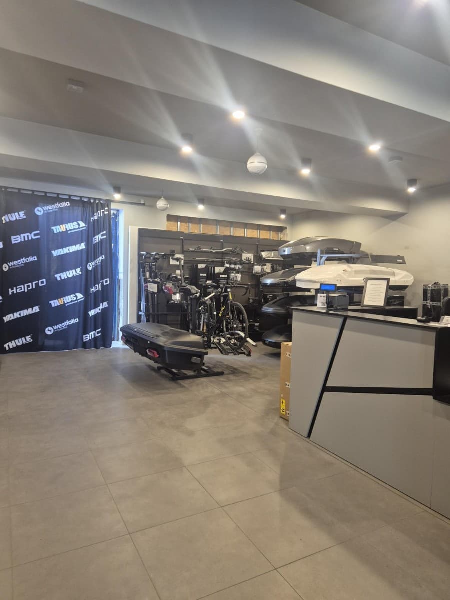 Przestronny lokal handlowo-usługowy 226 m2 w Woli – 3