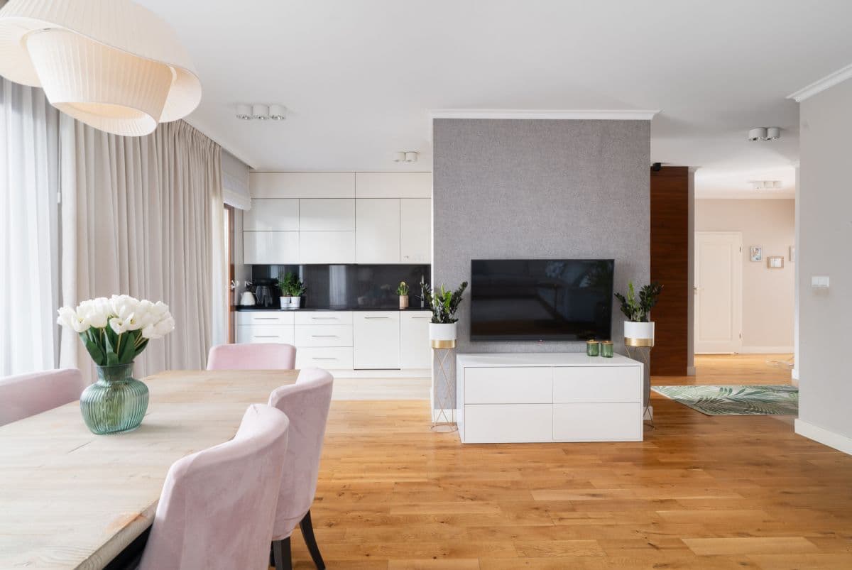 Przestronny apartament 4-pokojowy z ogródkiem w Wilanowie – 5