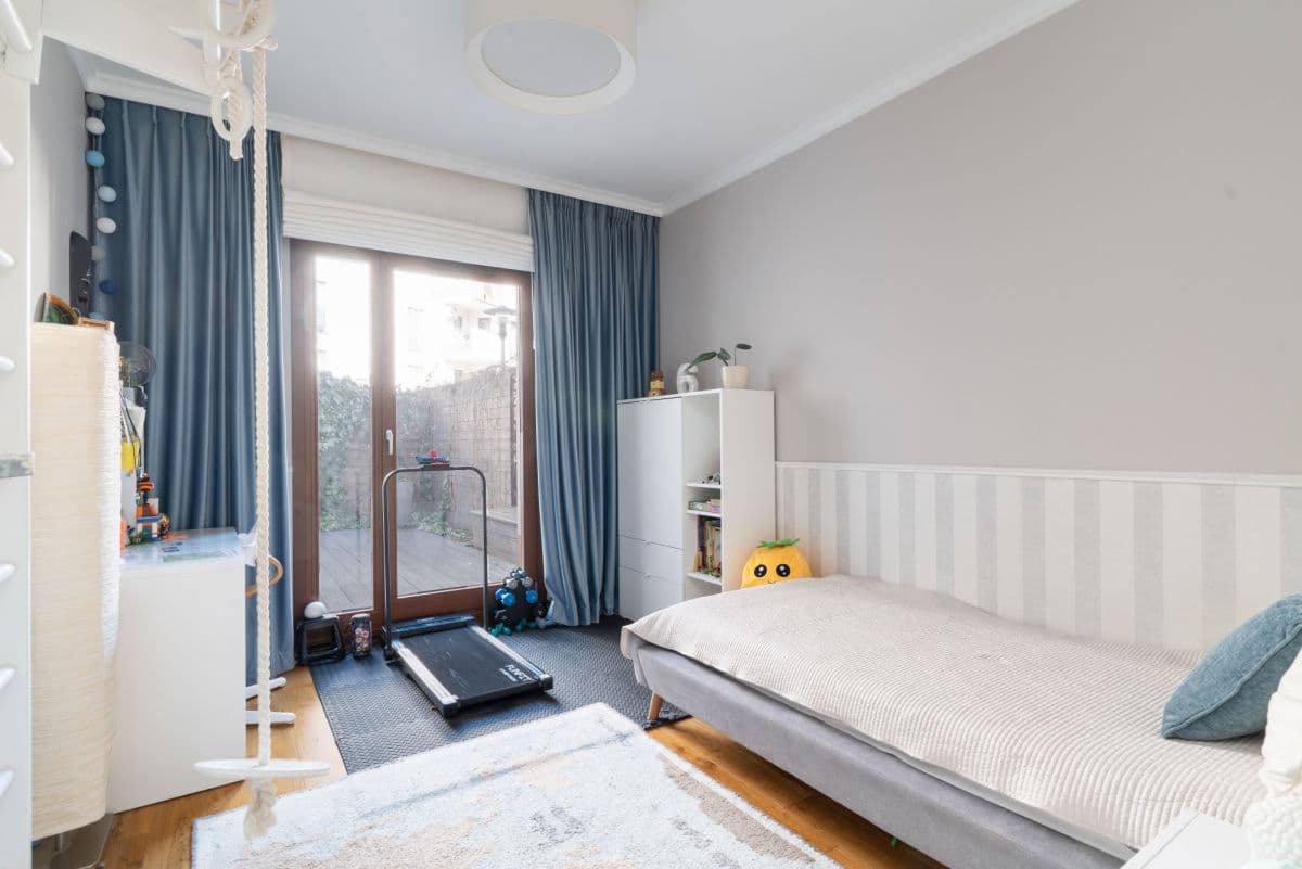 Przestronny apartament 4-pokojowy z ogródkiem w Wilanowie – 8