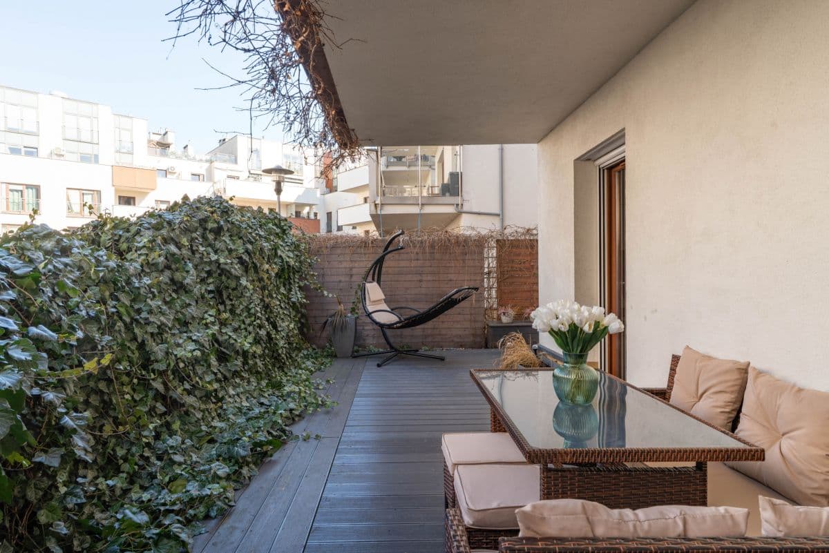 Przestronny apartament 4-pokojowy z ogródkiem w Wilanowie – 20