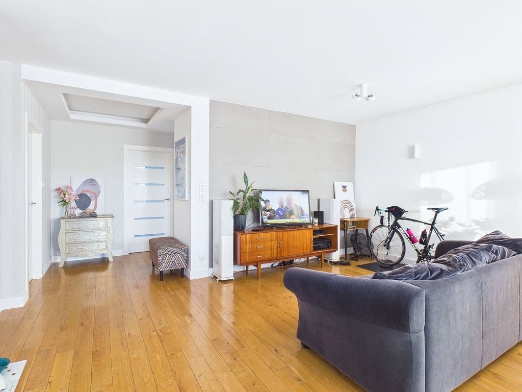 Przestronne mieszkanie 100 m² z balkonem w Bemowie – 9