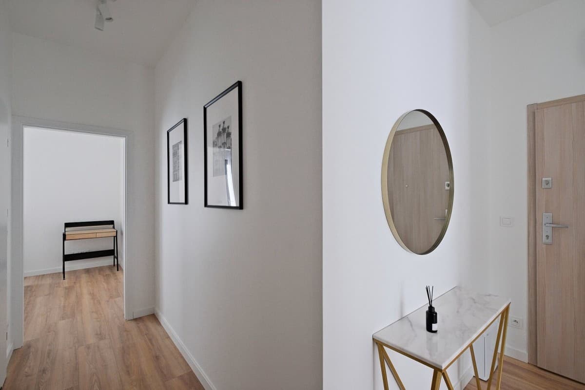 Nowoczesne 3-pokojowe mieszkanie z dwoma balkonami w Włochach – 7