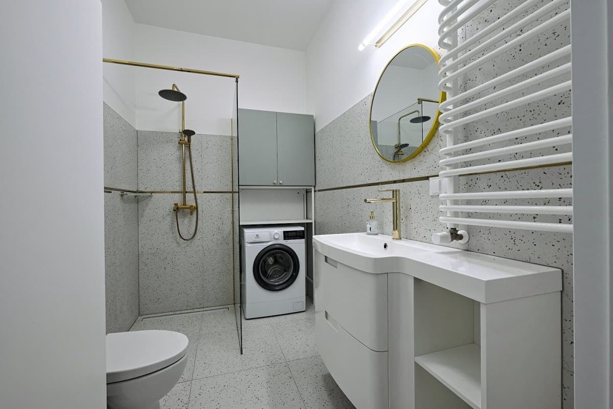 Nowoczesne 3-pokojowe mieszkanie z dwoma balkonami w Włochach – 9