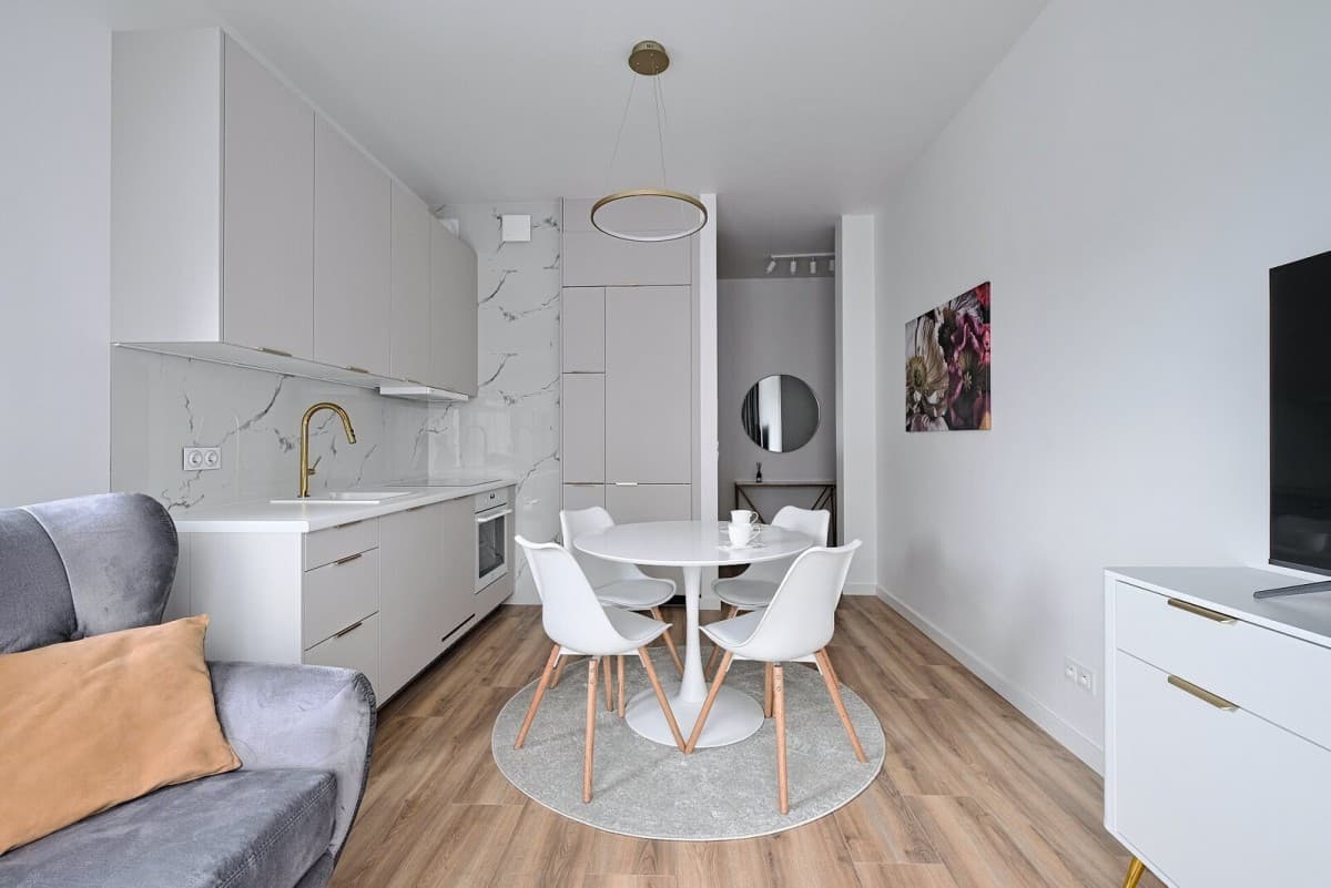 Nowoczesne 3-pokojowe mieszkanie z dwoma balkonami w Włochach – 4