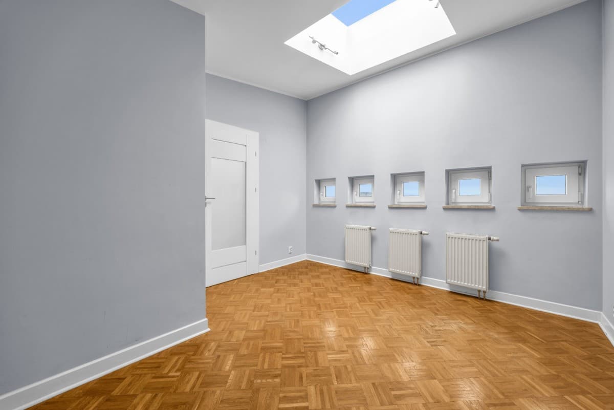 Przestronne mieszkanie 3-pokojowe na ostatnim piętrze – 10