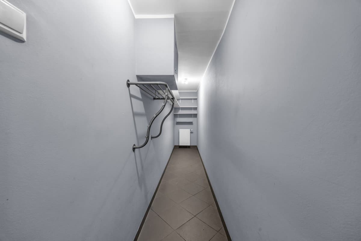 Przestronne mieszkanie 3-pokojowe na ostatnim piętrze – 13