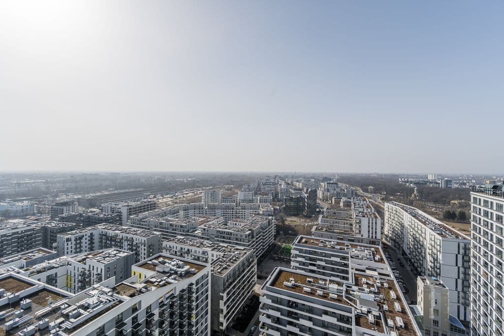 Penthouse z panoramicznym widokiem na miasto, 2 pokoje – 4