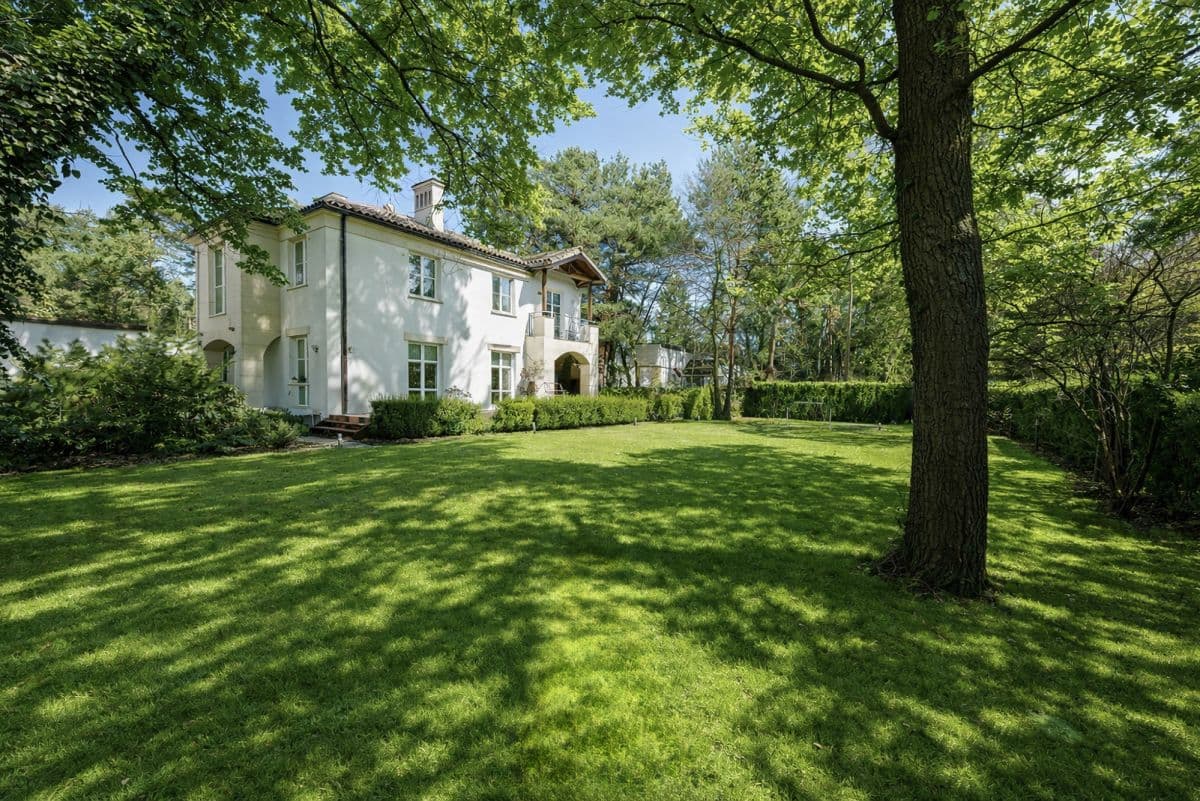 Elegancki dom w stylu toskańskim z domkiem gościnnym – 1