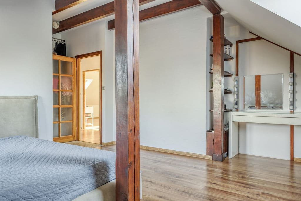 Przestronny wolnostojący dom z dużym ogrodem w Białołęce – 21