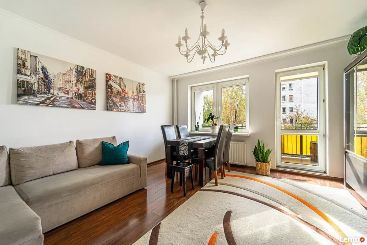 Mieszkanie z dużym balkonem od strony południowej – 1