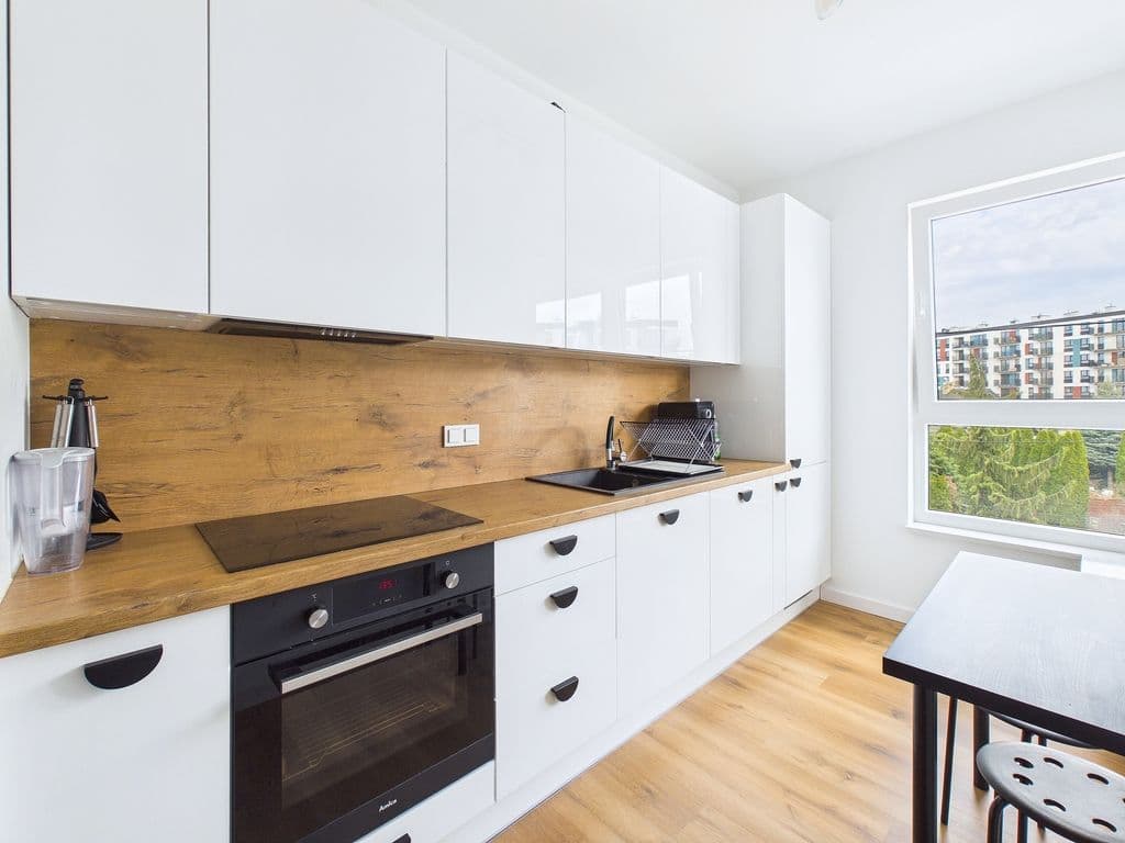 Mieszkanie 3-pokojowe przy Metro Chrzanów, dostępne od kwietnia – 1