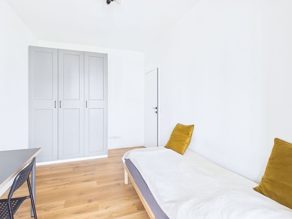 Mieszkanie 3-pokojowe przy Metro Chrzanów, dostępne od kwietnia – 7