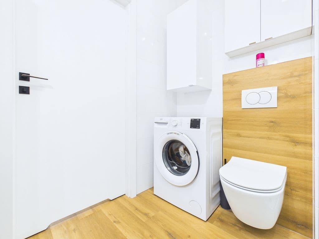 Mieszkanie 3-pokojowe przy Metro Chrzanów, dostępne od kwietnia – 16