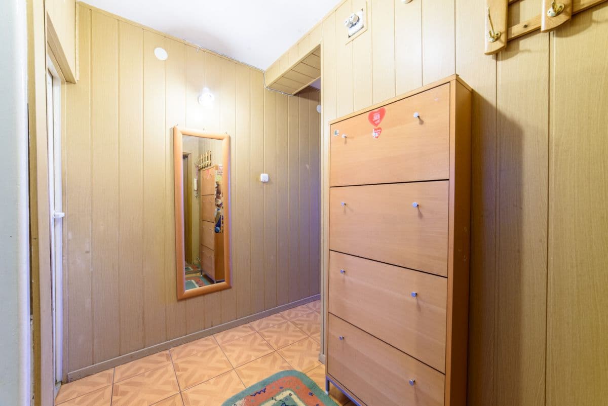 Trzypokojowe mieszkanie z loggią na Targówku – 12