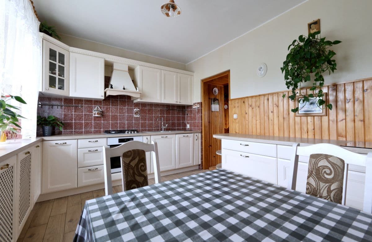 Przestronny dom wolnostojący z ogrodem przy ul. Rozwadowskiej – 2