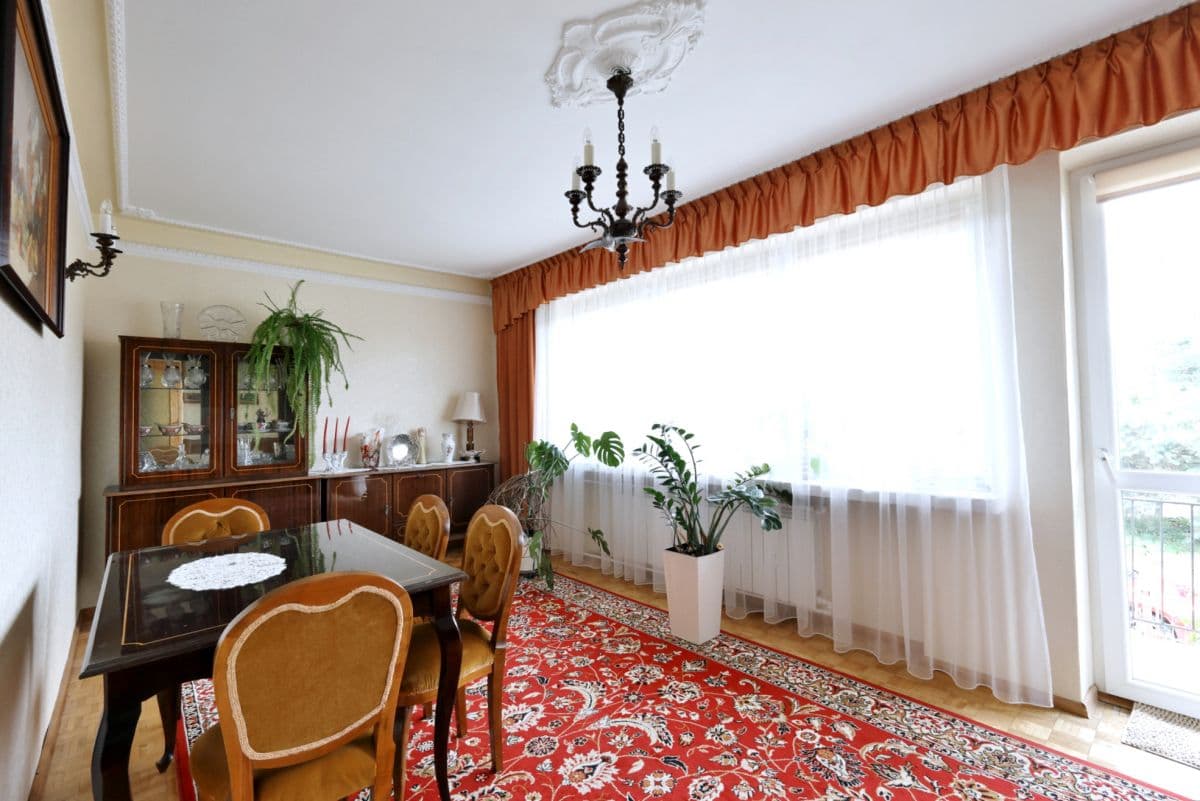 Przestronny dom wolnostojący z ogrodem przy ul. Rozwadowskiej – 4