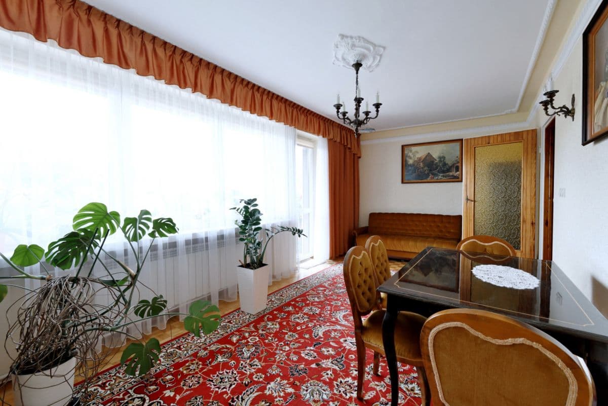 Przestronny dom wolnostojący z ogrodem przy ul. Rozwadowskiej – 5