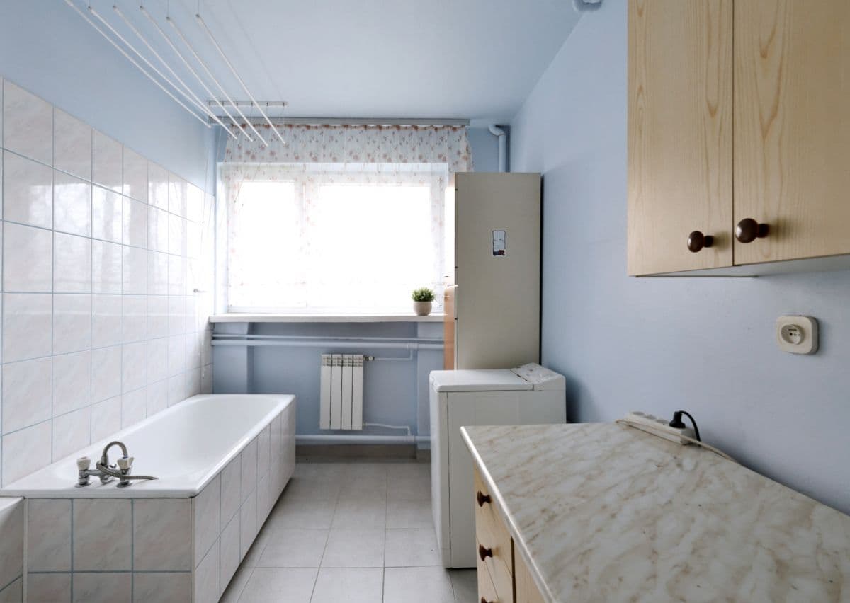 Przestronny dom wolnostojący z ogrodem przy ul. Rozwadowskiej – 11