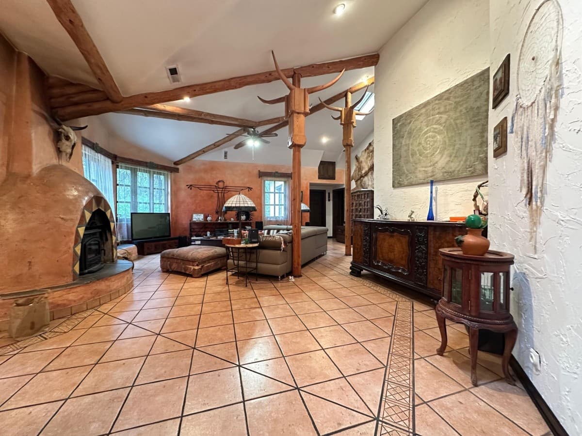 Wyjątkowy dom w stylu Santa Fe w Falenicy – 7