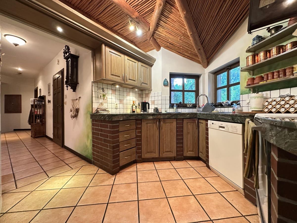 Wyjątkowy dom w stylu Santa Fe w Falenicy – 9