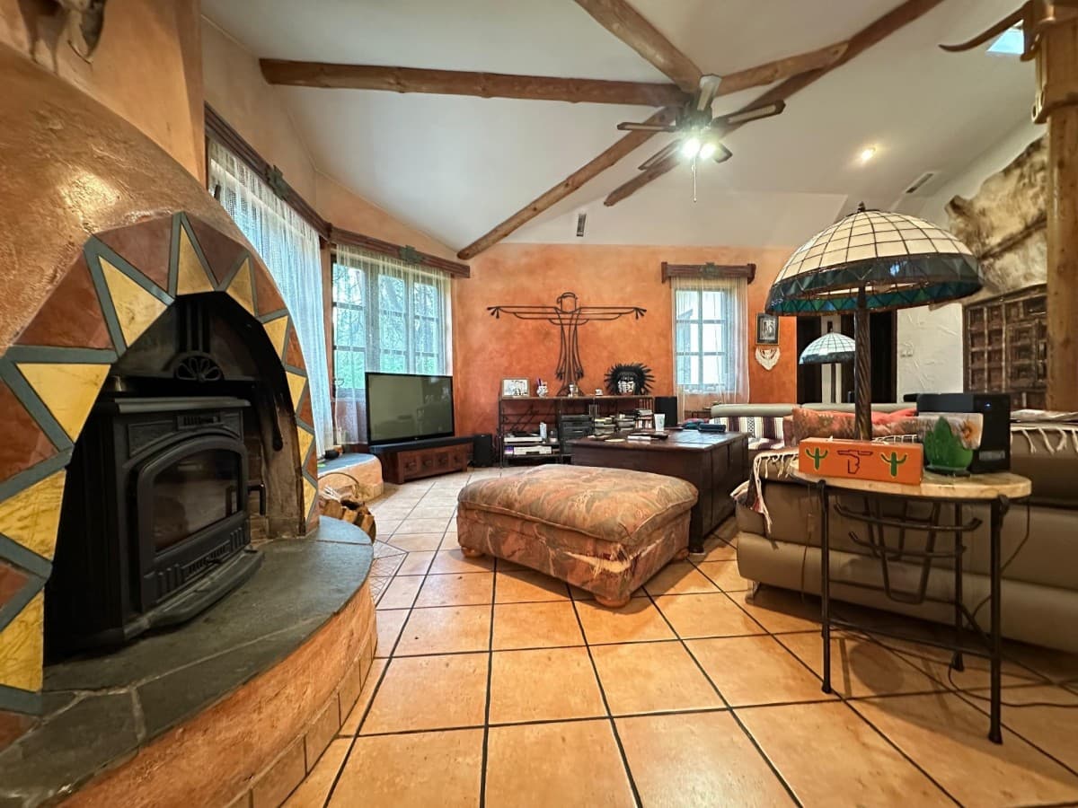 Wyjątkowy dom w stylu Santa Fe w Falenicy – 4