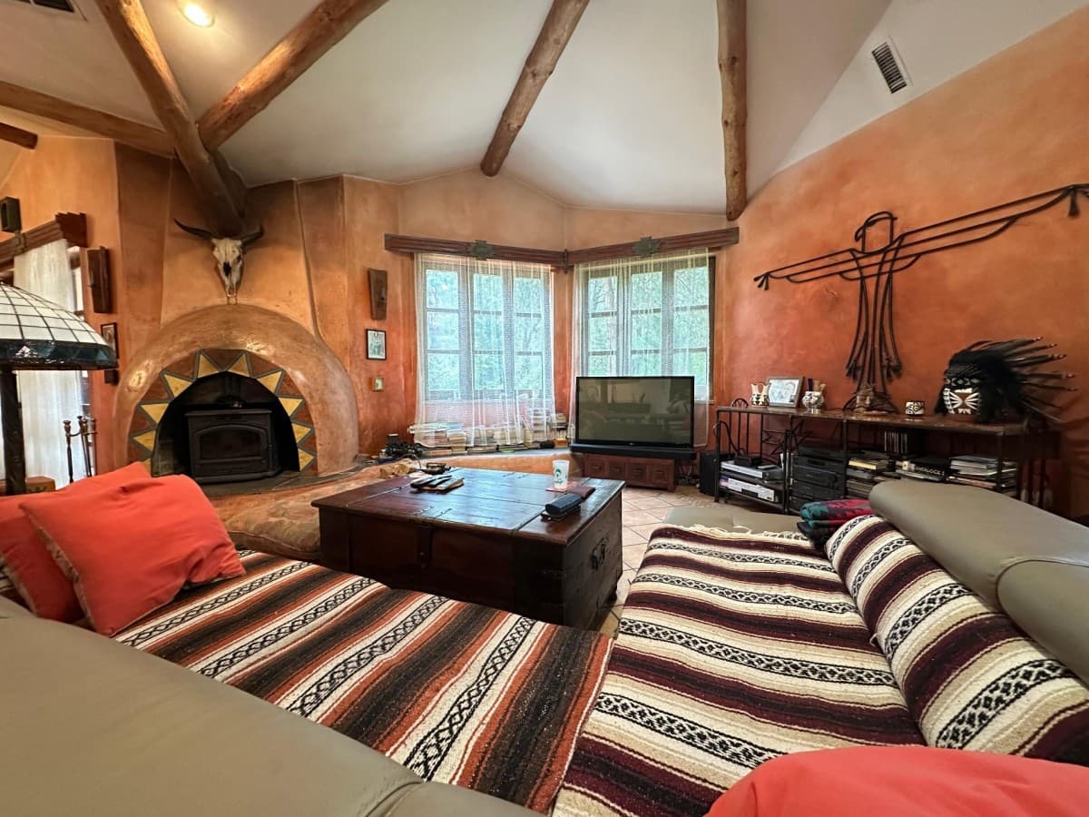 Wyjątkowy dom w stylu Santa Fe w Falenicy – 2