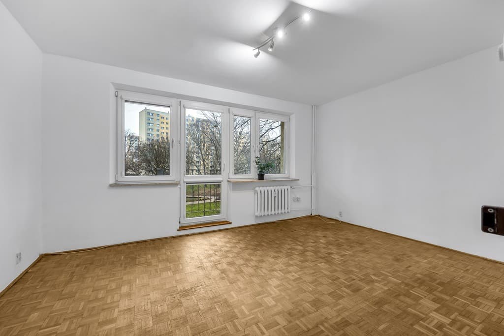 Czteropokojowe mieszkanie z balkonem z widokiem na park – 2