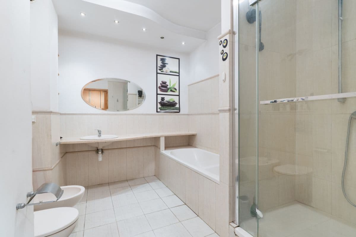 Przestronne mieszkanie 4-pokojowe z tarasem na Ochocie – 11