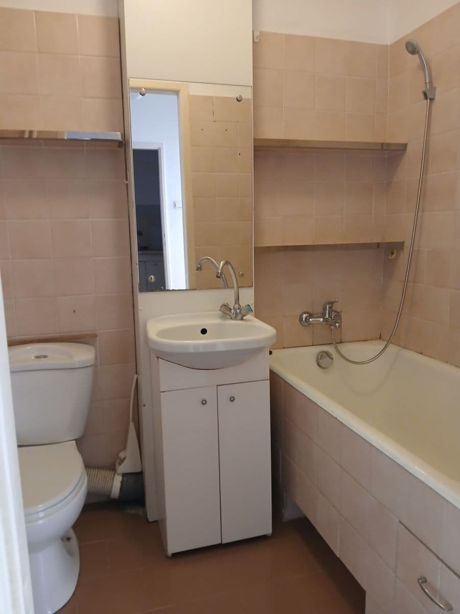 Dwupokojowe mieszkanie z widokiem na Wisłę – 10