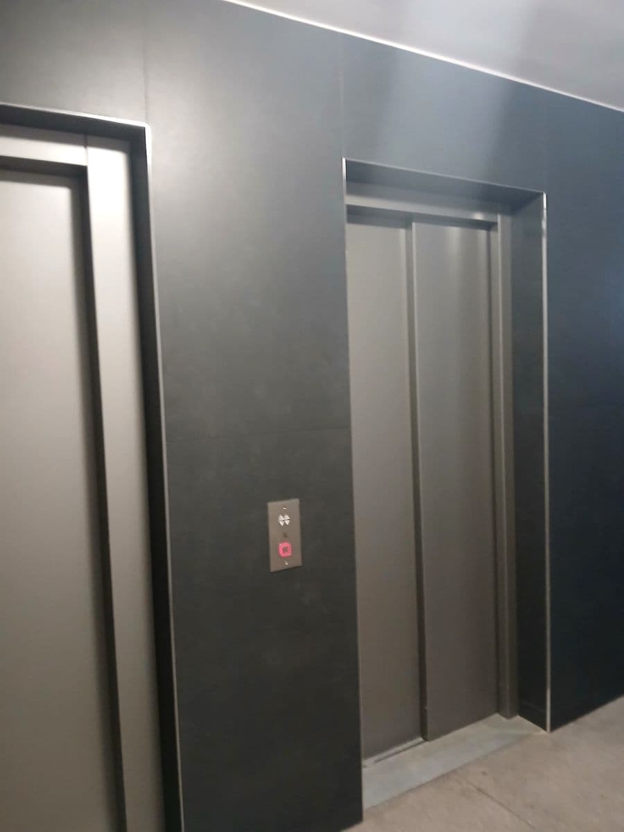 Dwupokojowe mieszkanie z widokiem na Wisłę – 12