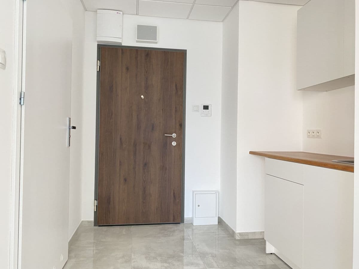 W pełni wyposażone biuro w tętniącej życiem Woli – 3