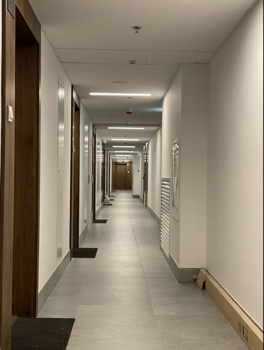 W pełni wyposażone biuro w tętniącej życiem Woli – 8