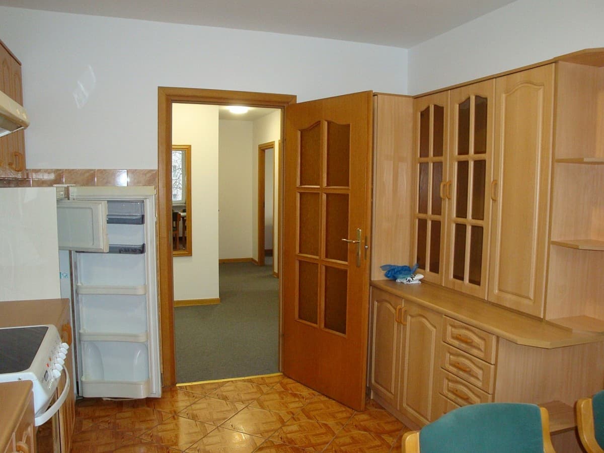 Lokal biurowy w odnowionym budynku blisko komunikacji – 7