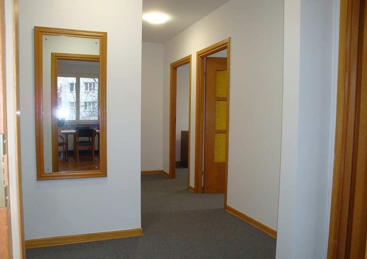 Lokal biurowy w odnowionym budynku blisko komunikacji – 8