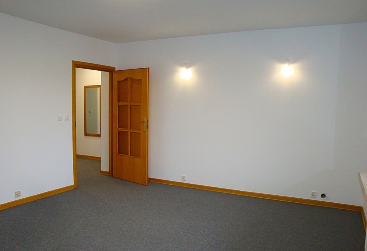 Lokal biurowy w odnowionym budynku blisko komunikacji – 3