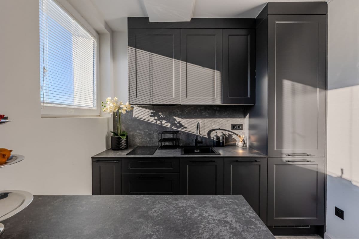 Mieszkanie po remoncie, gotowe do wprowadzenia – 1