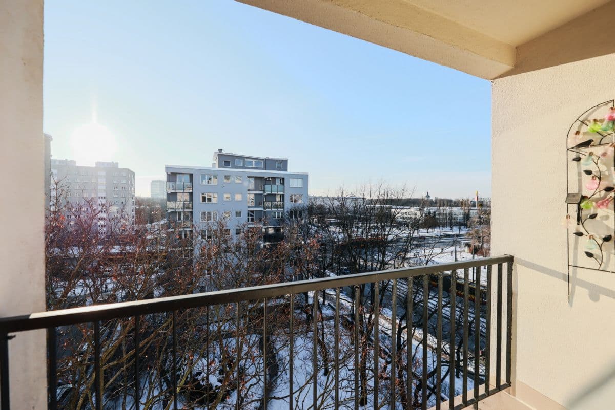 Mieszkanie po remoncie, gotowe do wprowadzenia – 9