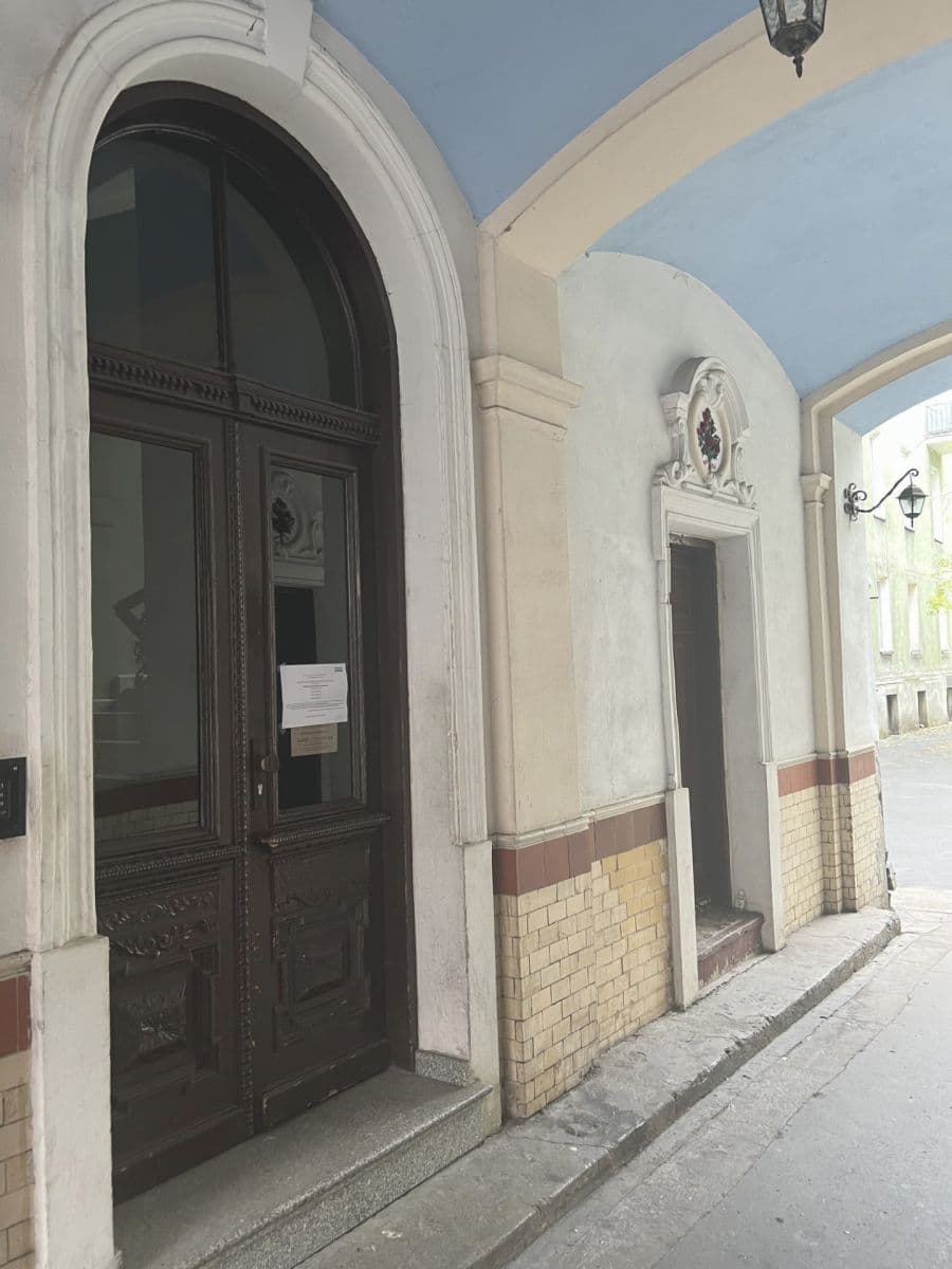 Zabytkowy apartament z nowoczesnymi udogodnieniami blisko metra – 12