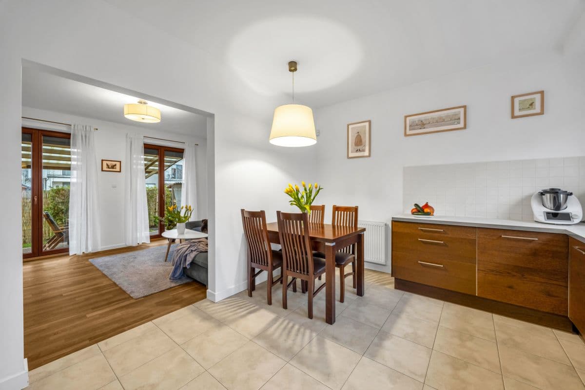 Urokliwy dom bliźniak w spokojnej dzielnicy Wawer – 6