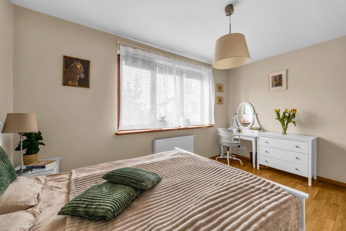 Urokliwy dom bliźniak w spokojnej dzielnicy Wawer – 11