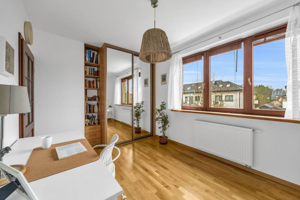 Urokliwy dom bliźniak w spokojnej dzielnicy Wawer – 14