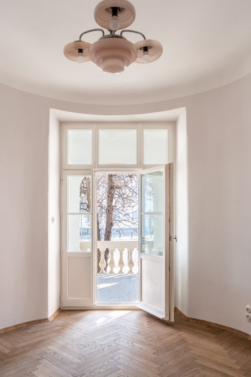 Odrestaurowany apartament z tarasem w Mokotowie – 10