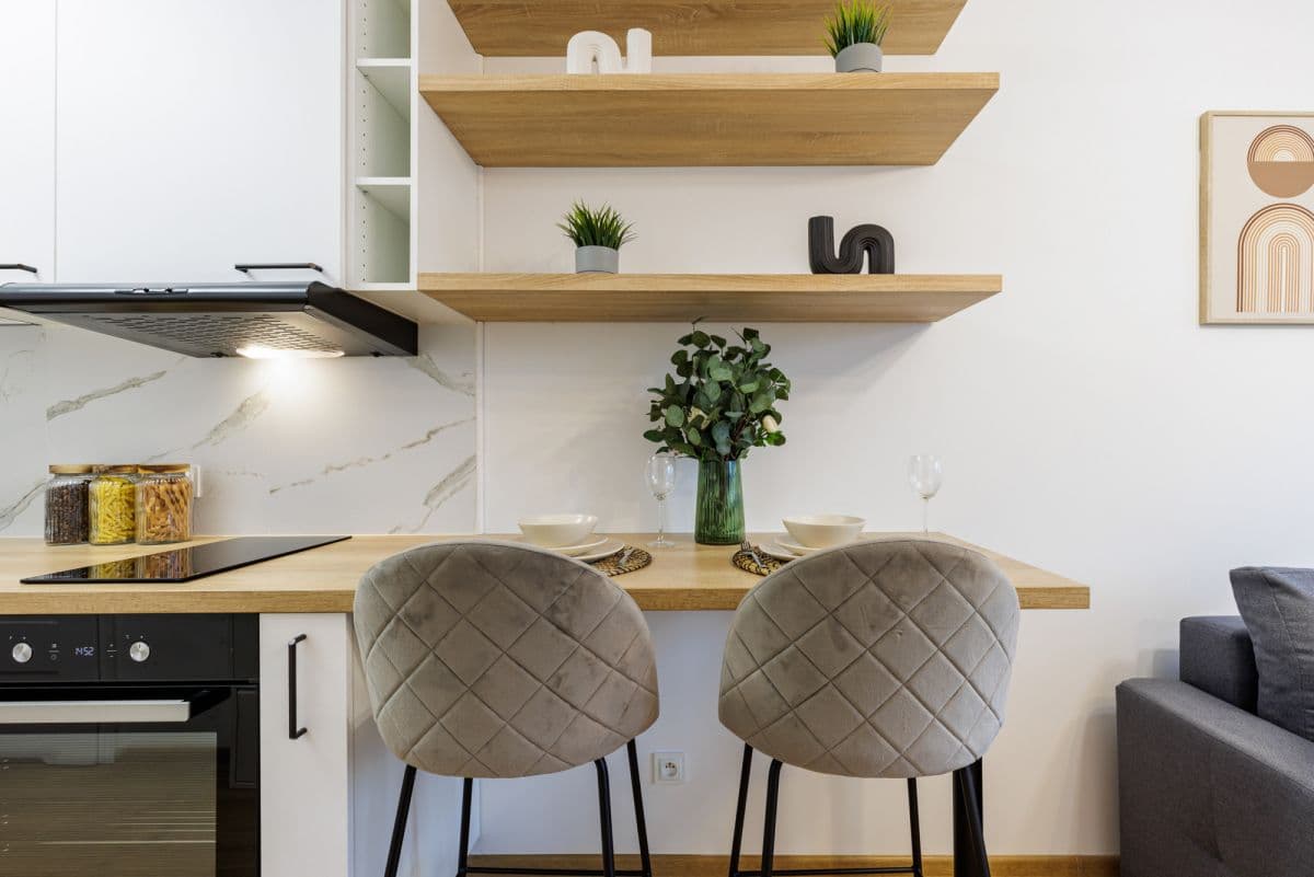 Kawalerka z widokiem na drapacze chmur w centrum – 9