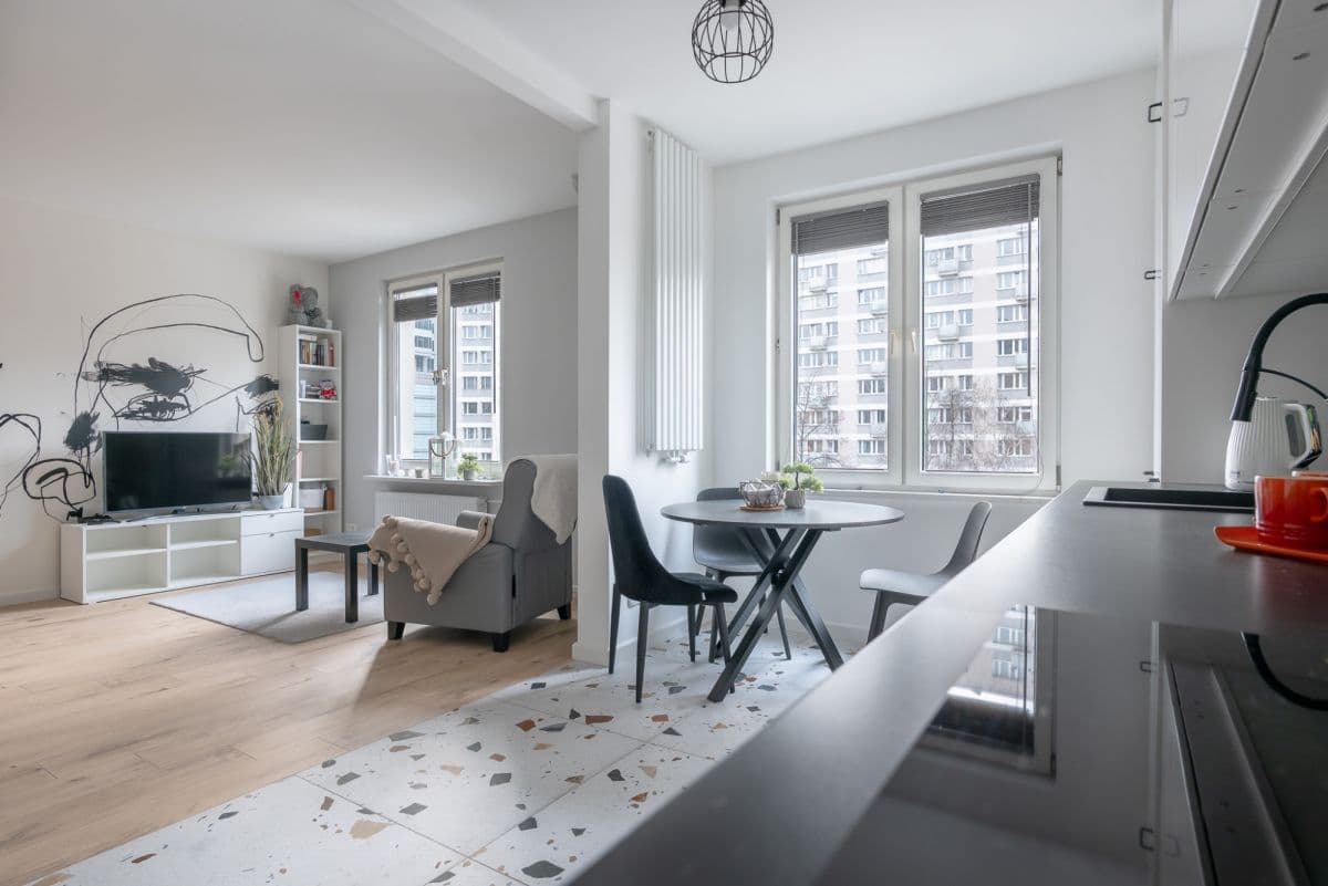 Stylowe mieszkanie przy Pałacu Kultury – 3